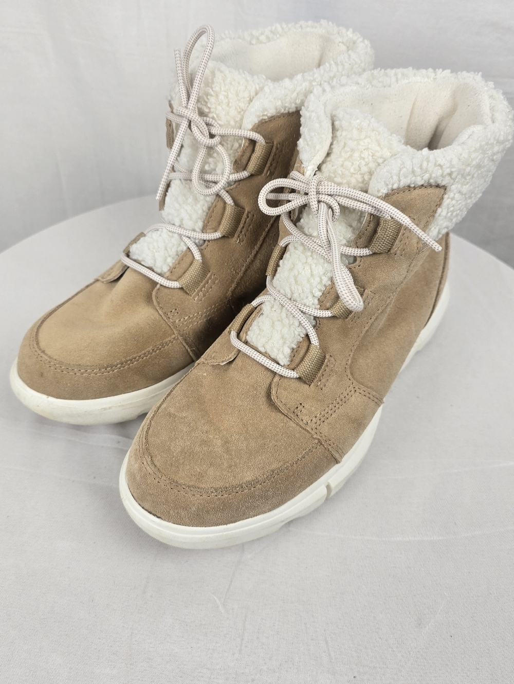 Sorel Women’s Tan Suede Sherpa-Lined Lace-Up Ankle Boots Sz 9.5